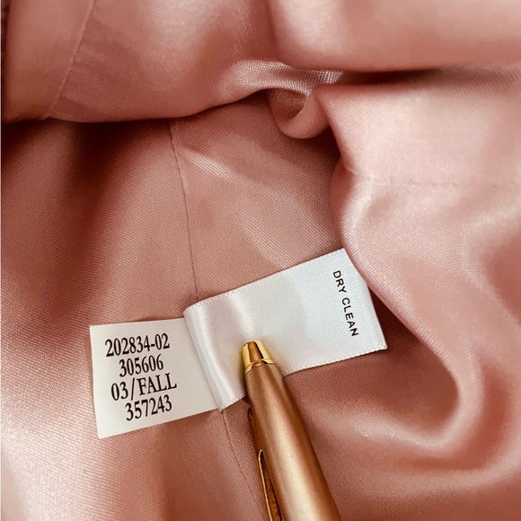 Banana Republic Vintage (Fall/2003) 100% wool light Coat - Picture 8 of 12